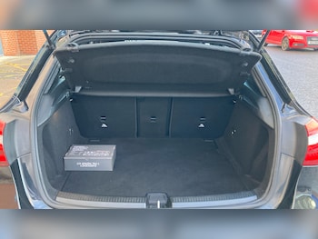 Used Mercedes-Benz A-Class 2019 for sale - 76393422: Photo