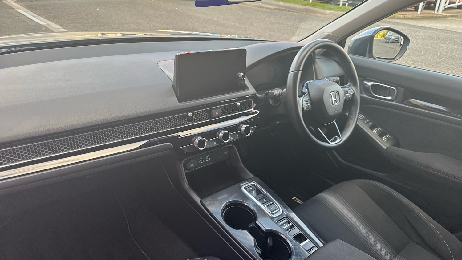 Used Honda Civic 2024 for sale - 77918431: Photo 2