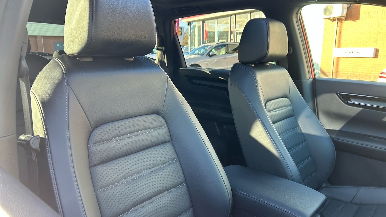 Used Honda CR-V 2025 for sale - 76891952: Photo 31