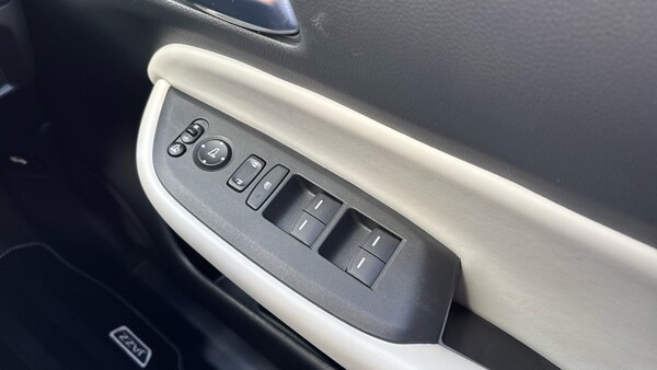 Used Honda Jazz 2023 for sale - 75773670: Photo 18