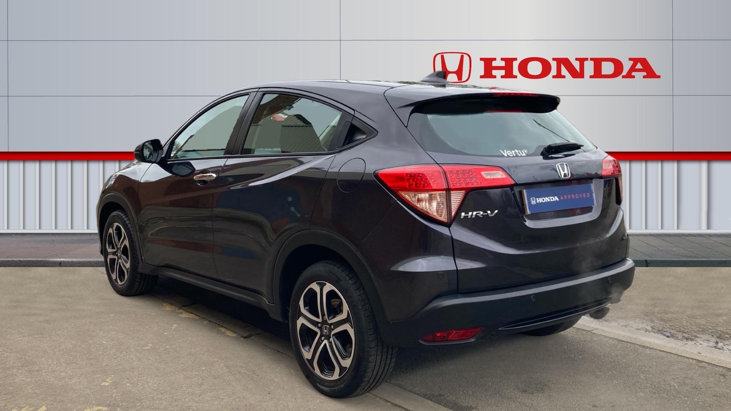 Used Honda HR-V 2018 for sale - 77652934: Photo 3