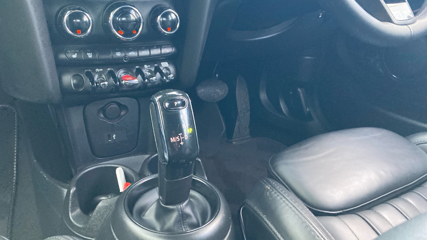 Used MINI Convertible 2023 for sale - 77381502: Photo 13