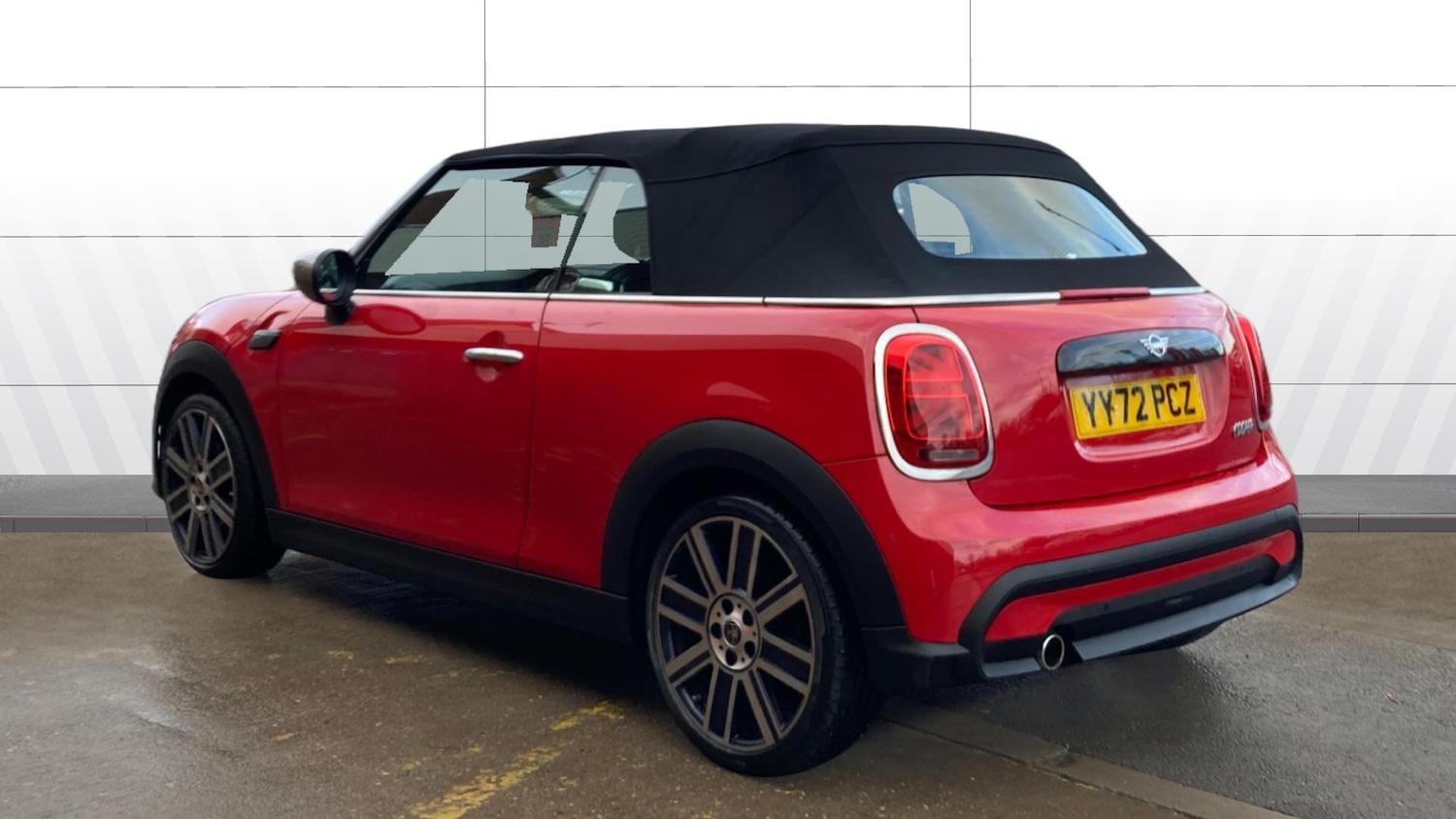 Used MINI Convertible 2023 for sale - 77381502: Photo 2