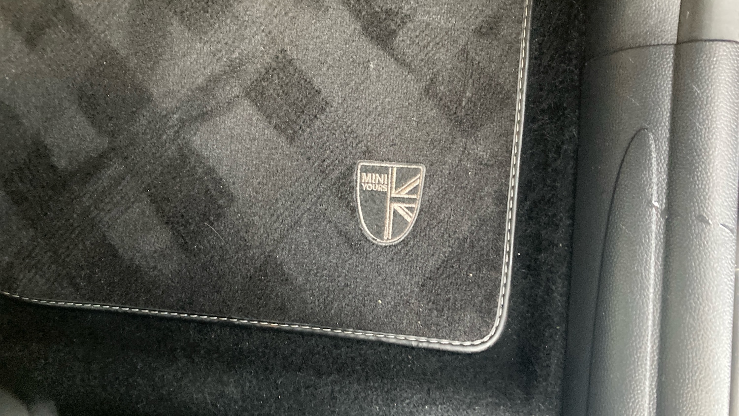Used MINI Convertible 2023 for sale - 77381502: Photo 29