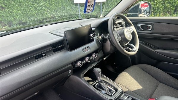 Used Honda HR-V 2023 for sale - 75572605: Photo 2