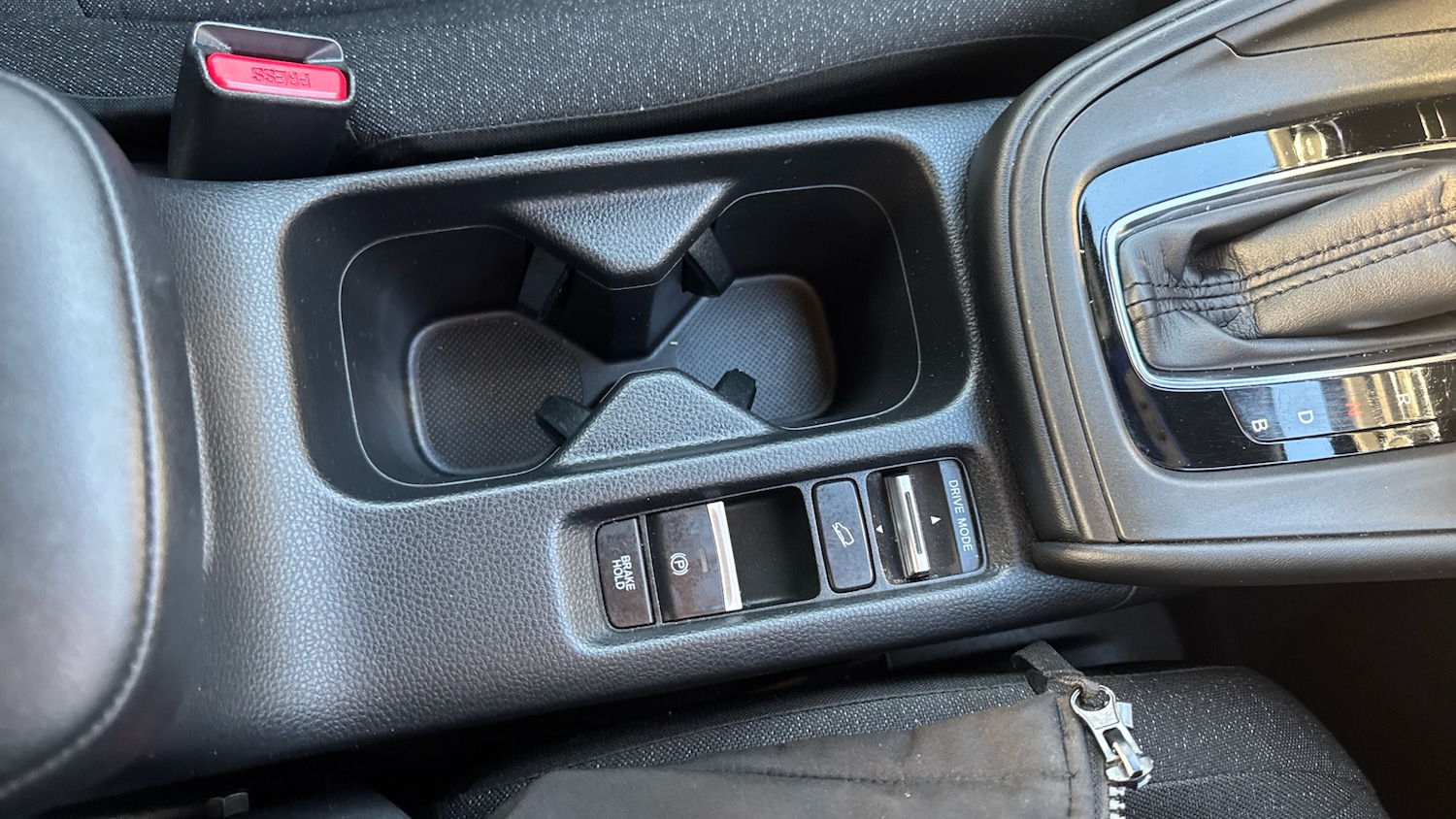 Used Honda HR-V 2022 for sale - 77664868: Photo 20