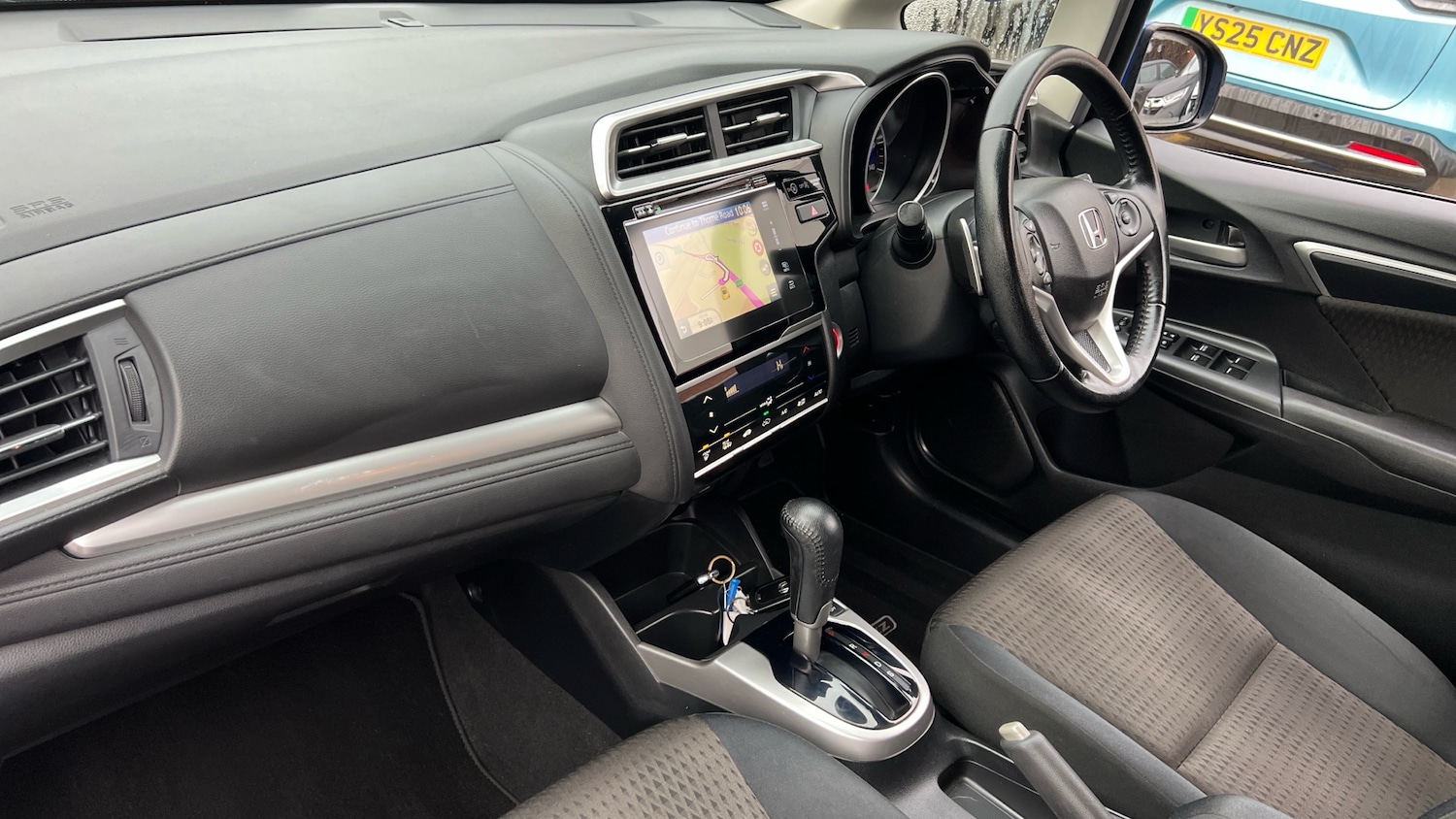 Used Honda Jazz 2018 for sale - 76490440: Photo 2