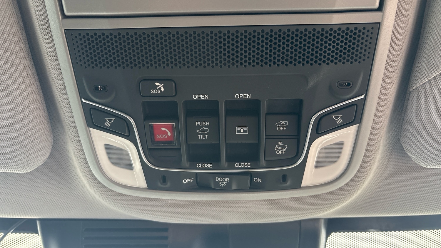 Used Honda CR-V 2022 for sale - 76490337: Photo 42