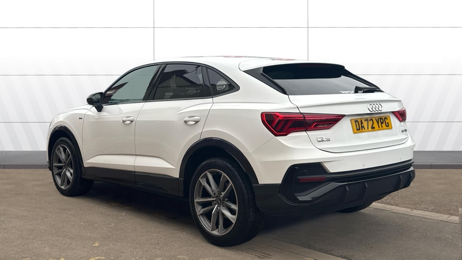 Used Audi Q3 2022 for sale - 77483629: Photo 2