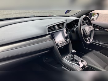 Used Honda Civic 2019 for sale - 75700175: Photo