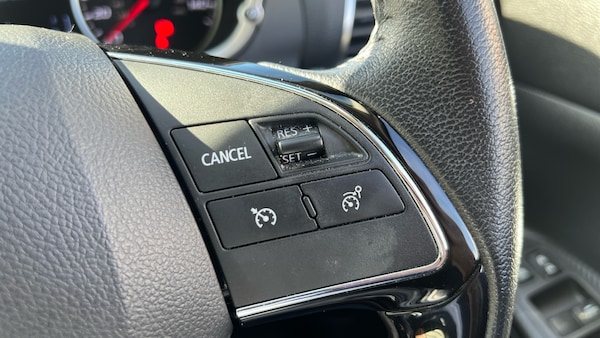 Used Mitsubishi Eclipse Cross 2018 for sale - 76233058: Photo 24