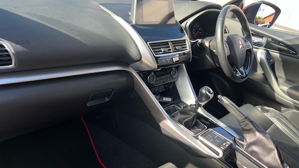 Used Mitsubishi Eclipse Cross 2018 for sale - 76233058: Photo 9