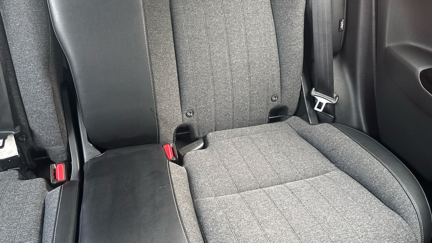 Used Honda Jazz 2022 for sale - 77555219: Photo 39