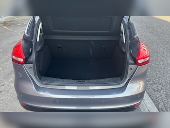 Used Ford Focus 2015 for sale - 78155250: Photo