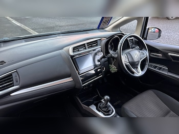 Used Honda Jazz 2018 for sale - 77115793: Photo