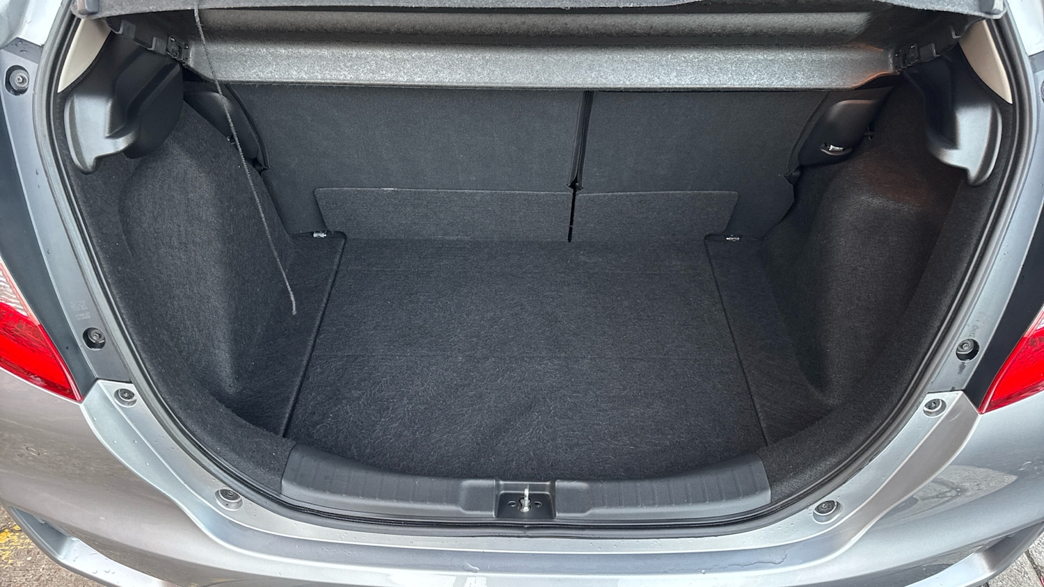 Used Honda Jazz 2018 for sale - 77115793: Photo 32