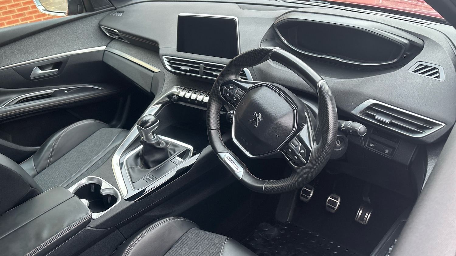 Used Peugeot 3008 2017 for sale - 77023275: Photo 11