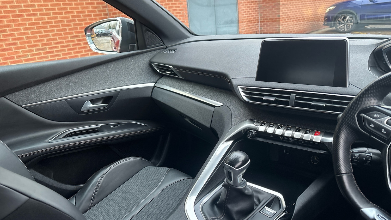 Used Peugeot 3008 2017 for sale - 77023275: Photo 14