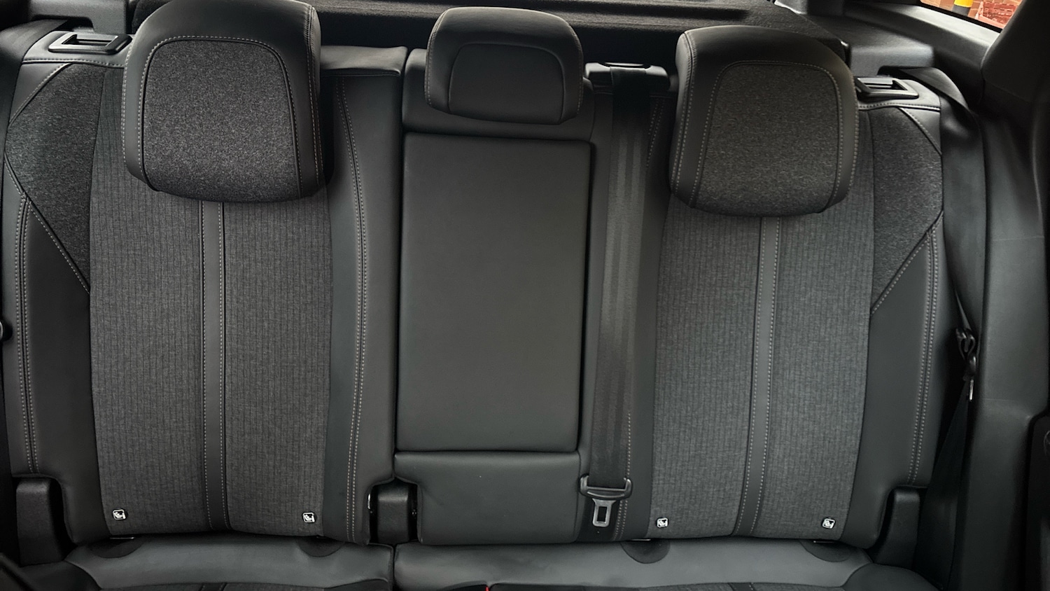 Used Peugeot 3008 2017 for sale - 77023275: Photo 15