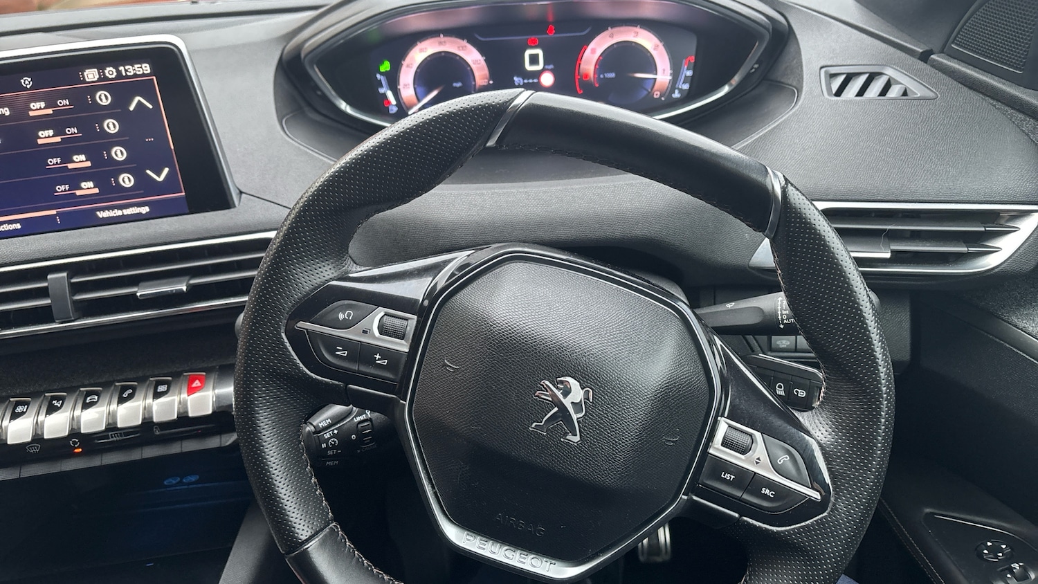 Used Peugeot 3008 2017 for sale - 77023275: Photo 21