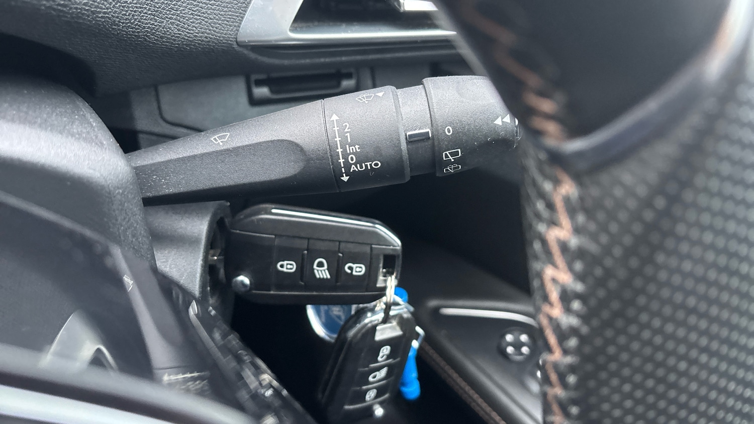 Used Peugeot 3008 2017 for sale - 77023275: Photo 25