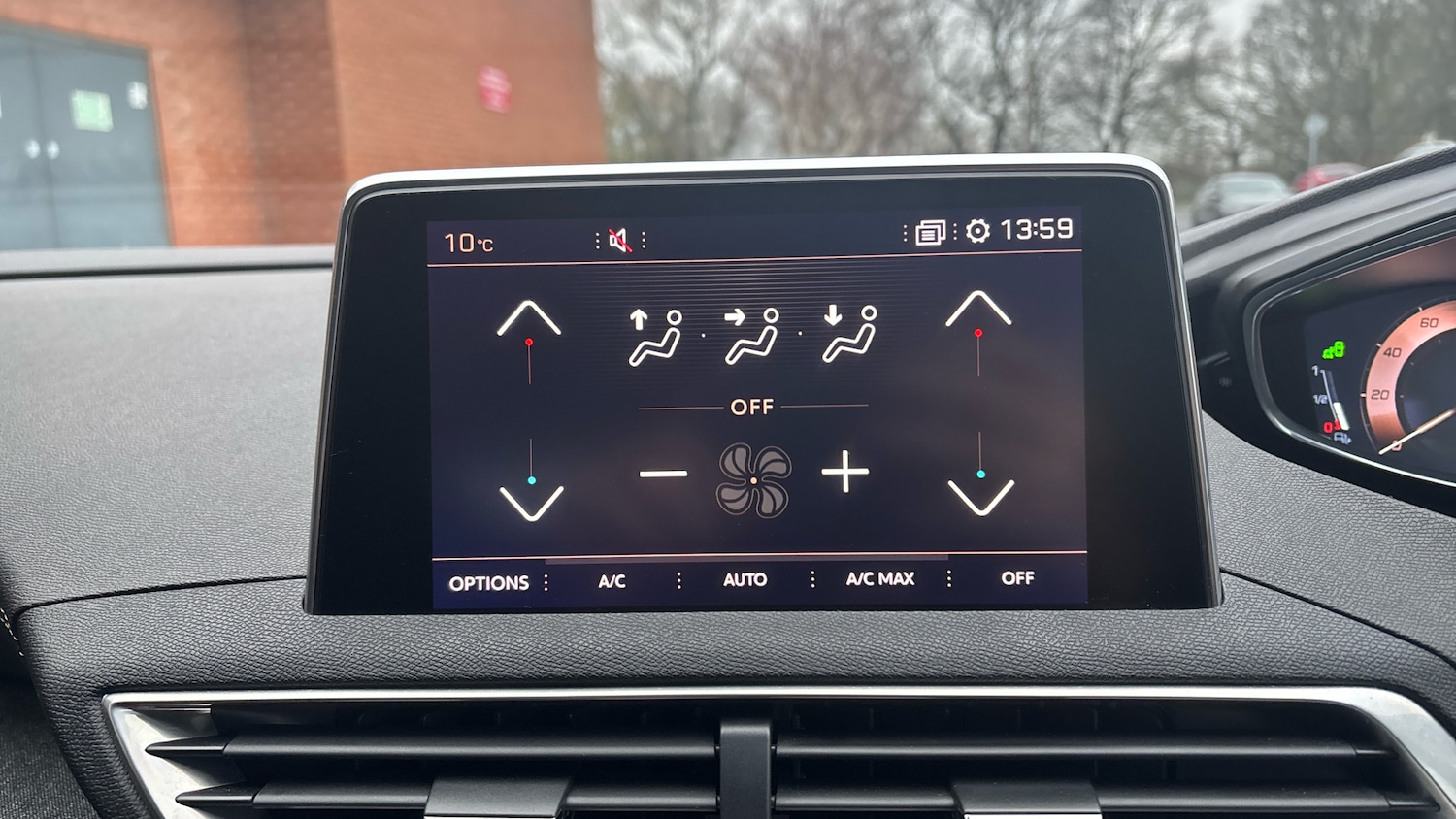 Used Peugeot 3008 2017 for sale - 77023275: Photo 32