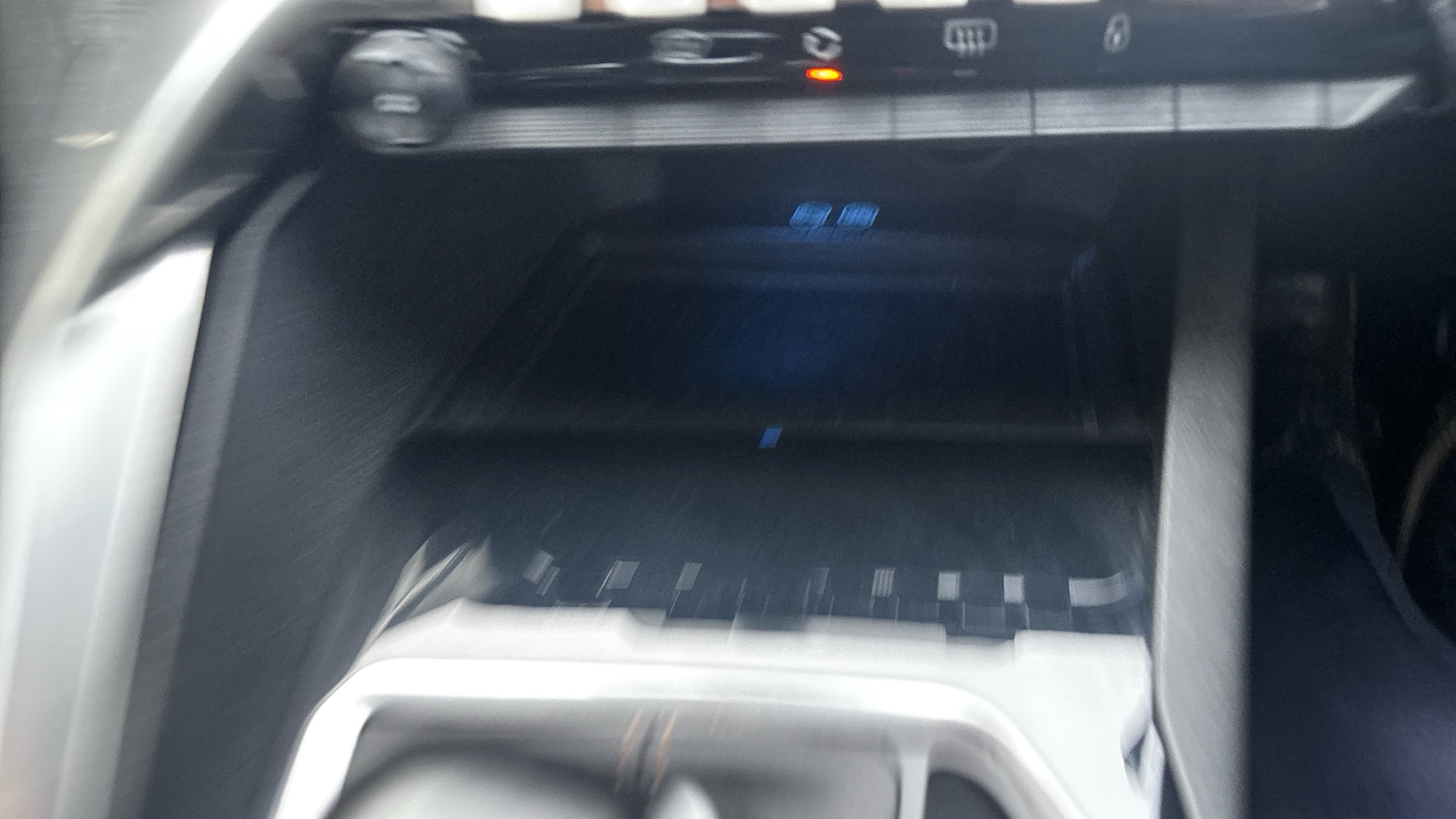 Used Peugeot 3008 2017 for sale - 77023275: Photo 40