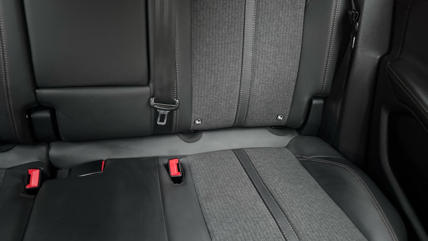 Used Peugeot 3008 2017 for sale - 77023275: Photo 44