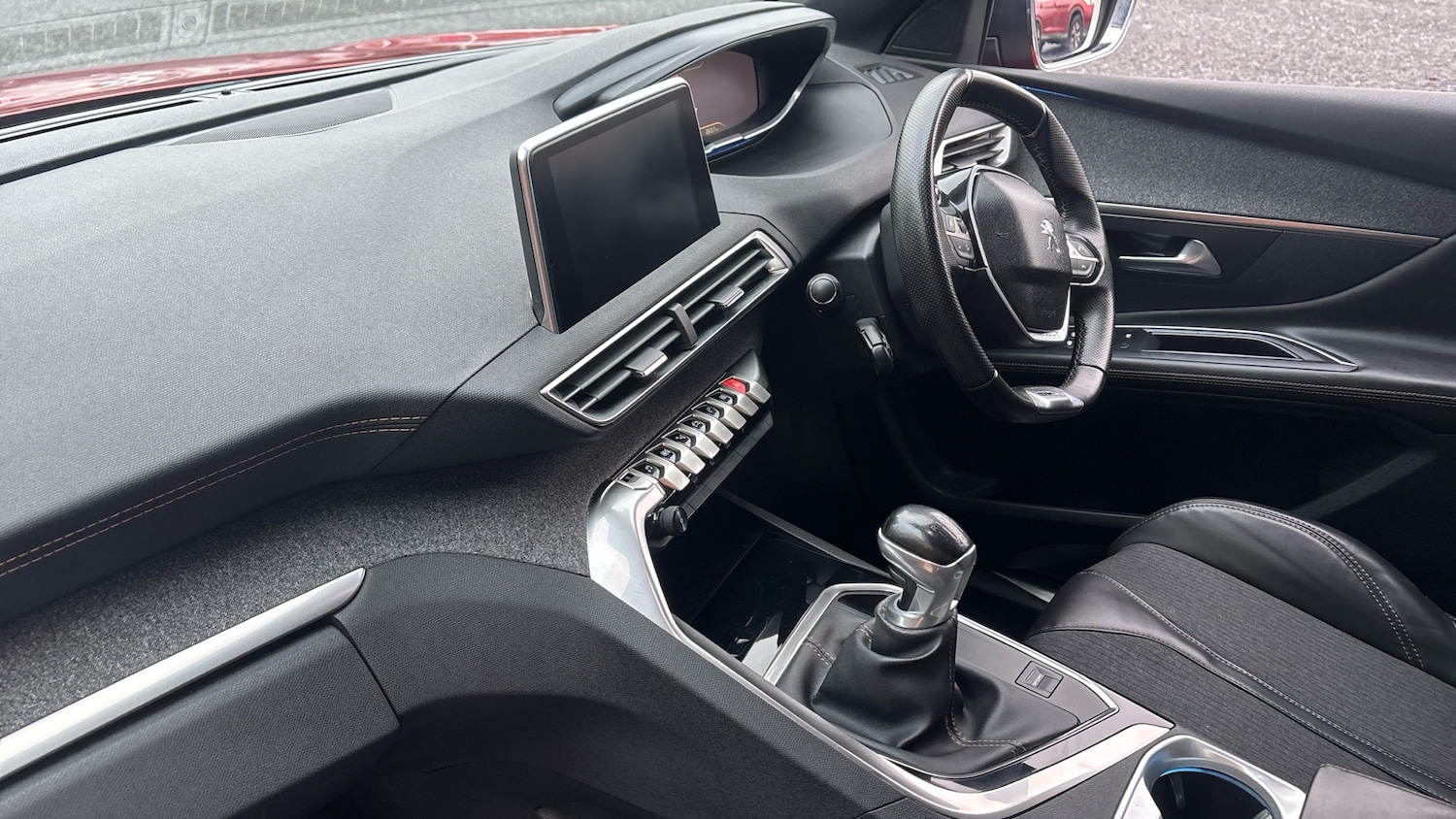 Used Peugeot 3008 2017 for sale - 77023275: Photo 9