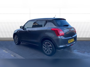 Used Suzuki Swift 2024 for sale - 78961504: Photo