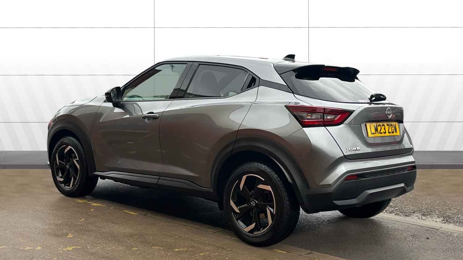 Used Nissan Juke 2023 for sale - 76968738: Photo 2