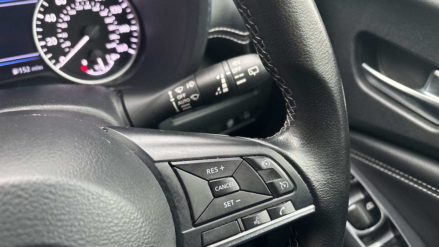 Used Nissan Juke 2023 for sale - 76968738: Photo 23