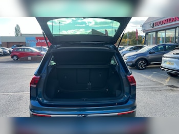 Used Volkswagen Tiguan 2022 for sale - 76193030: Photo 4