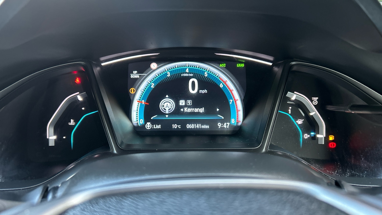 Used Honda Civic 2017 for sale - 76835318: Photo 11