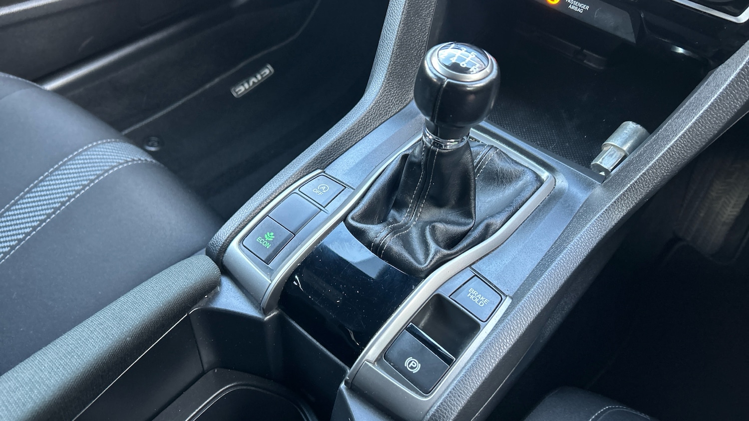 Used Honda Civic 2017 for sale - 76835318: Photo 18