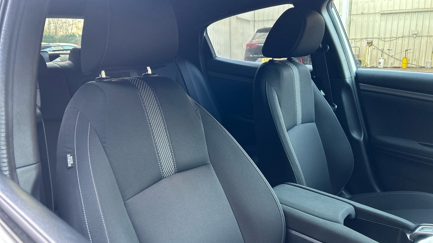 Used Honda Civic 2017 for sale - 76835318: Photo 27