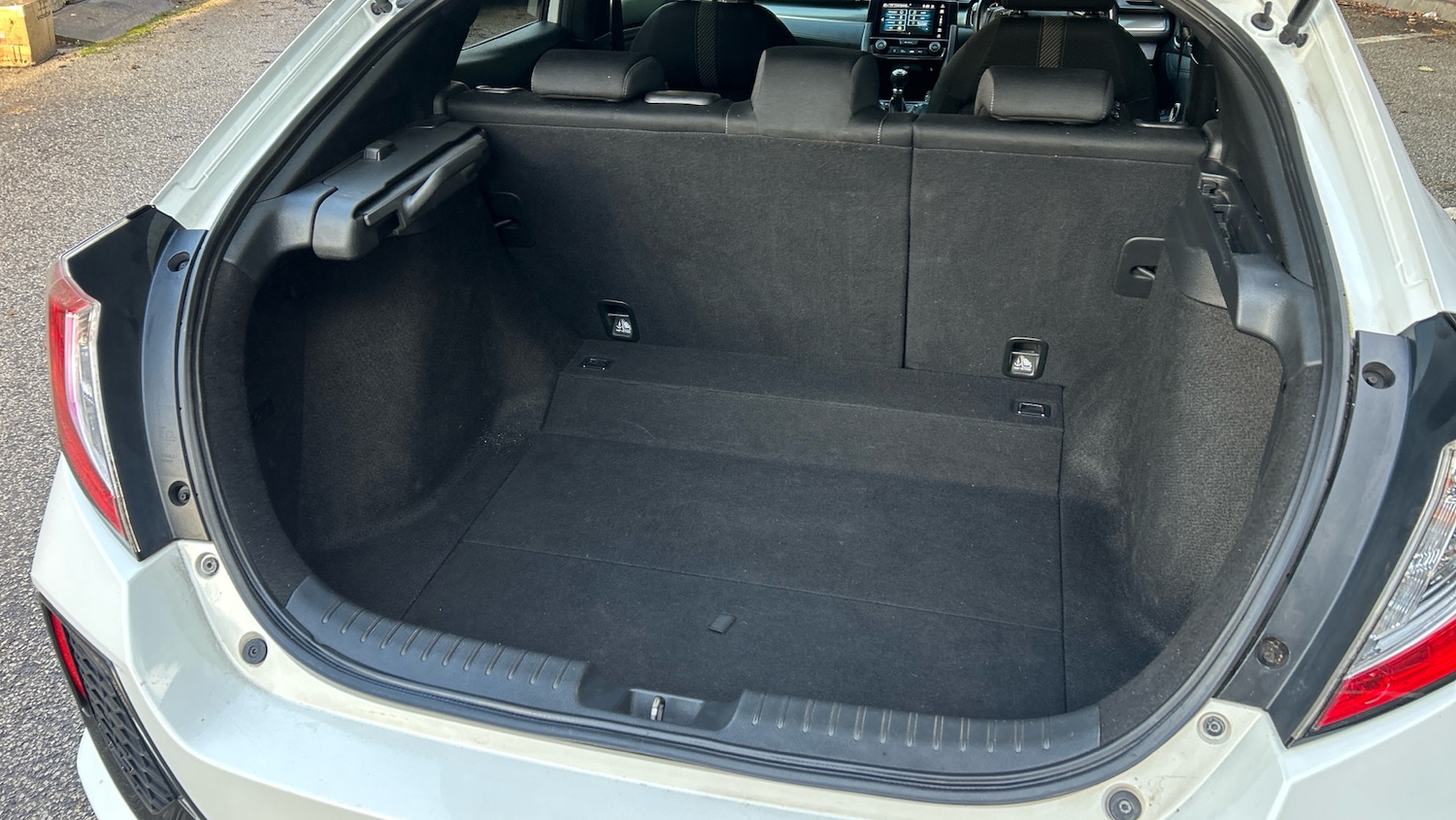 Used Honda Civic 2017 for sale - 76835318: Photo 34