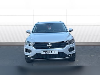 Used Volkswagen T-Roc 2019 for sale - 78917443: Photo