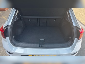 Used Volkswagen T-Roc 2019 for sale - 78917443: Photo