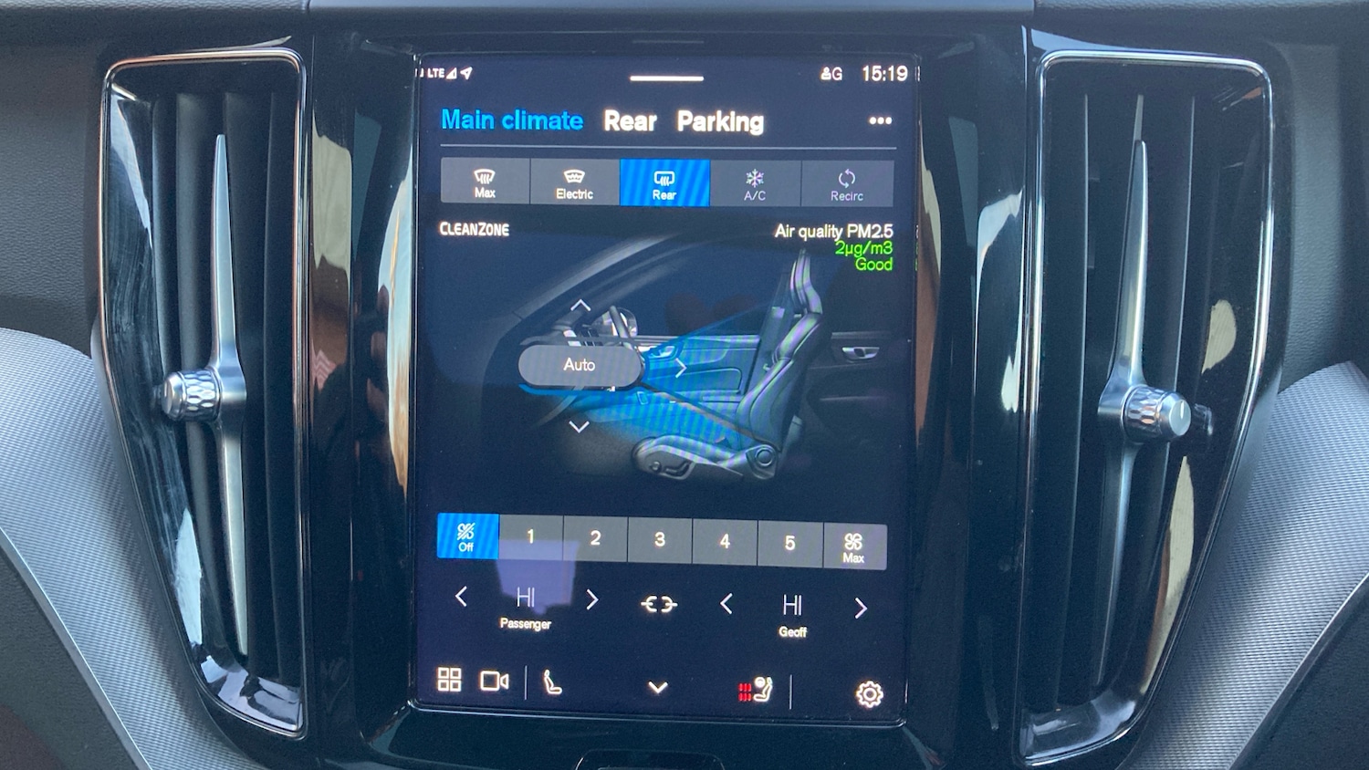 Used Volvo XC60 2021 for sale - 76638584: Photo 12