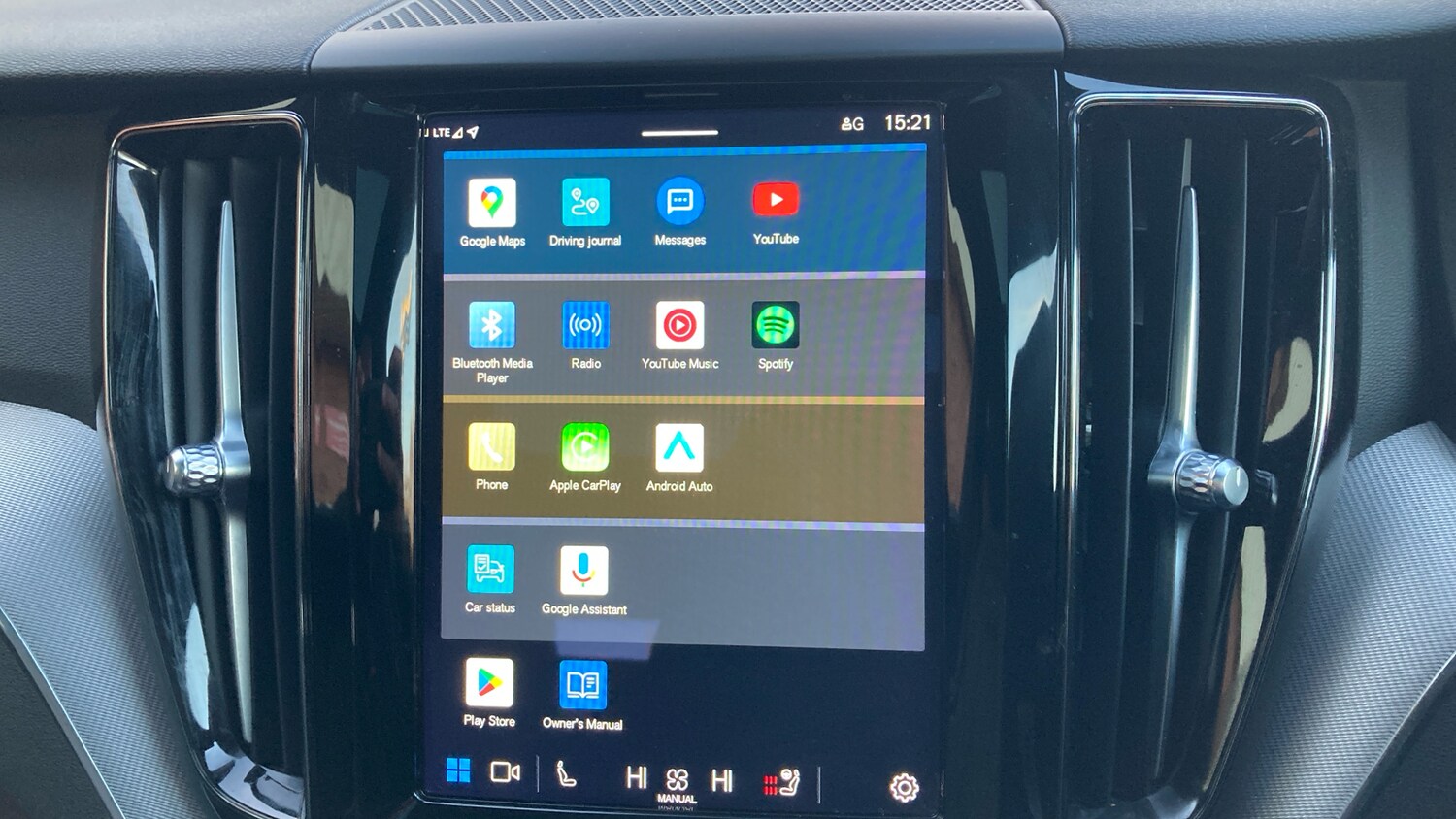 Used Volvo XC60 2021 for sale - 76638584: Photo 42