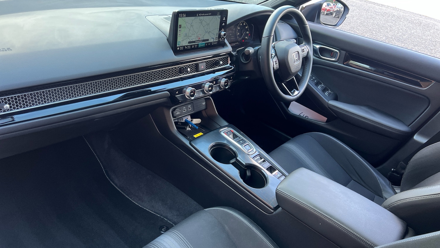 Used Honda Civic 2024 for sale - 76104653: Photo 2