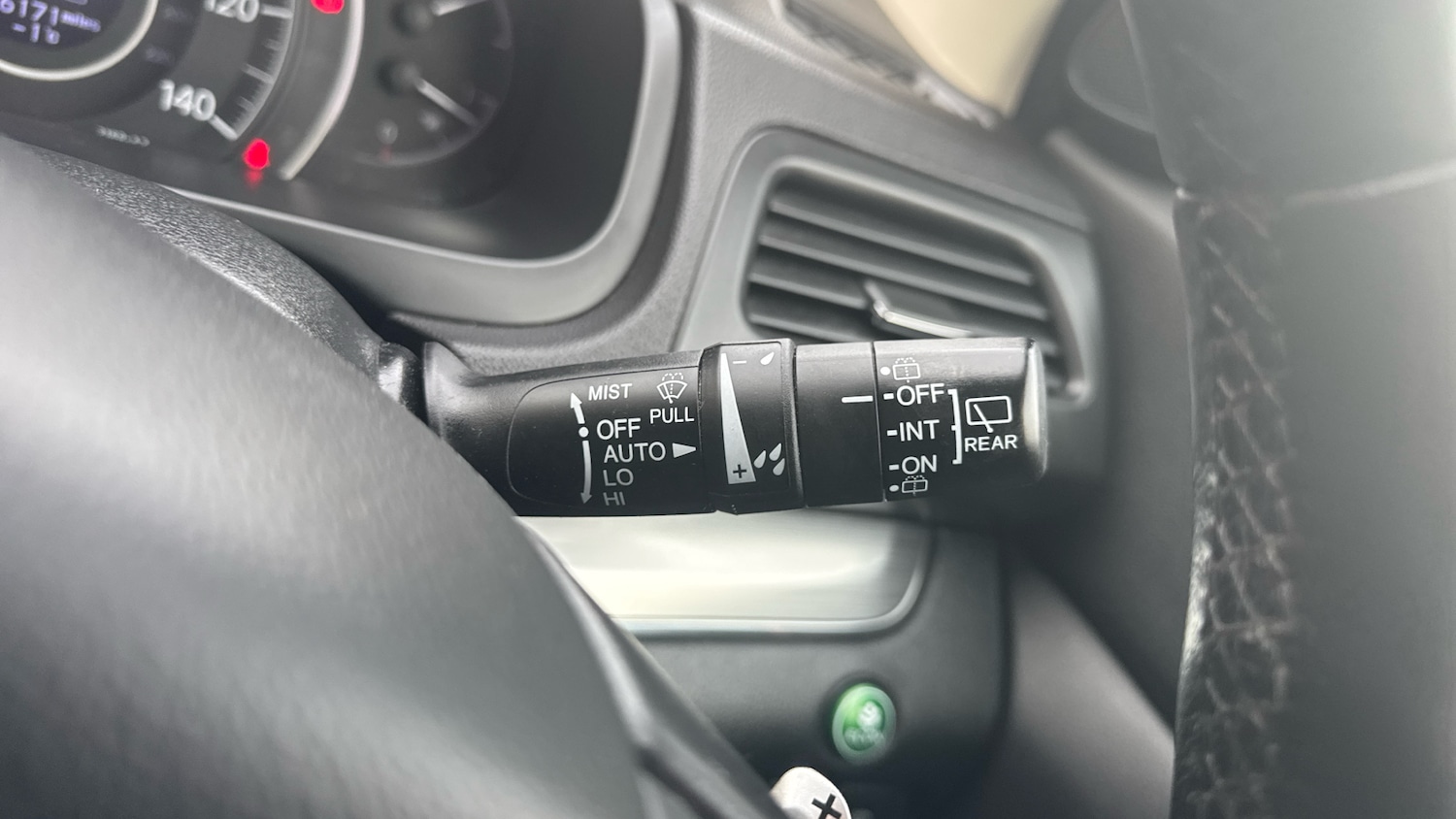 Used Honda CR-V 2015 for sale - 77137502: Photo 15