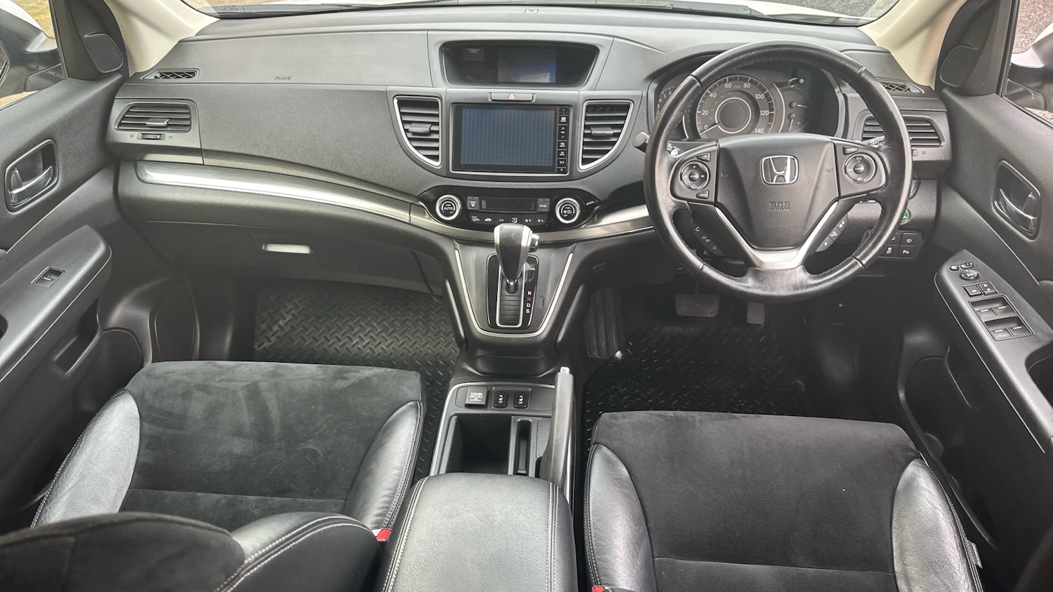 Used Honda CR-V 2015 for sale - 77137502: Photo 4