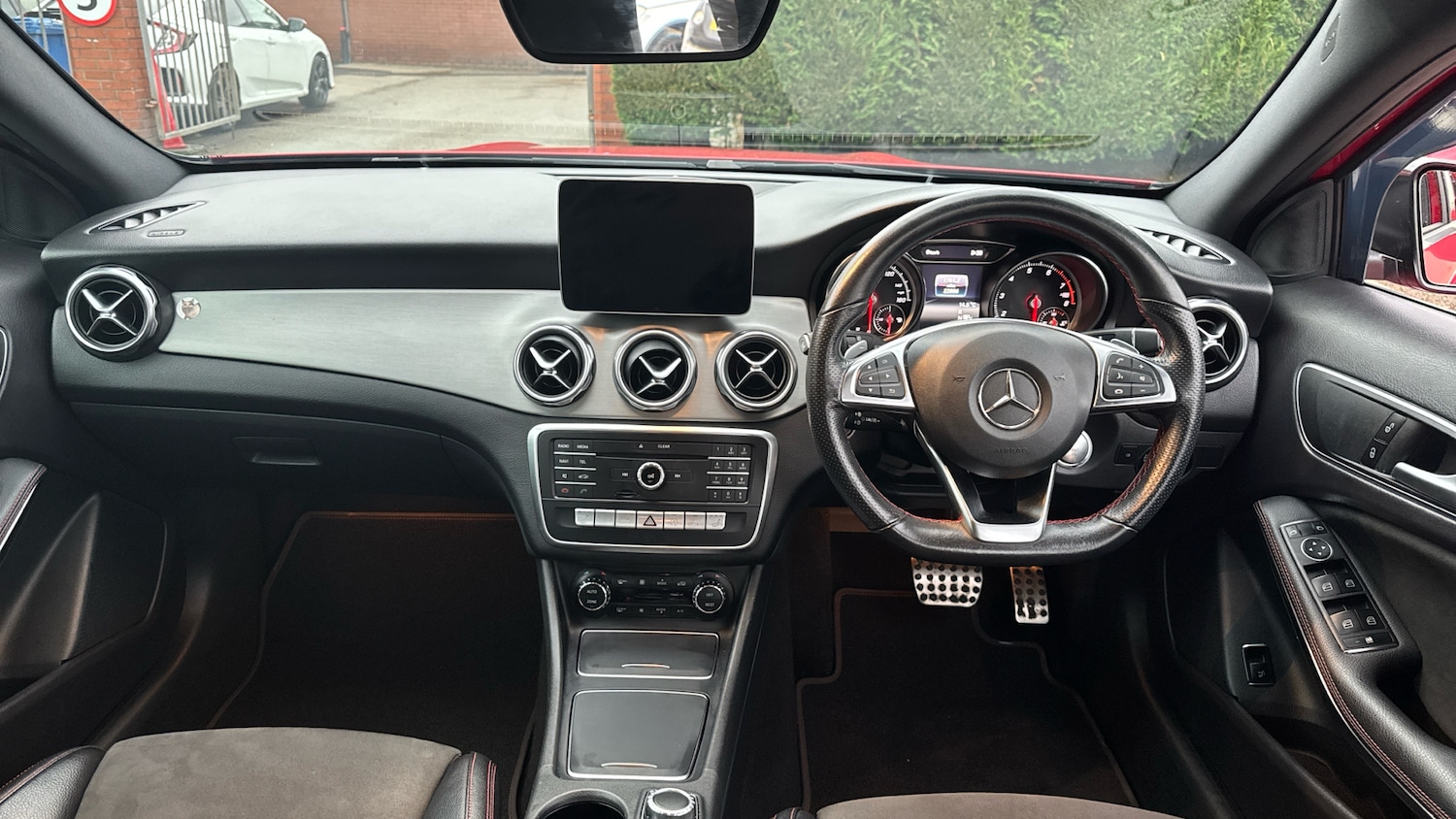 Used Mercedes-Benz GLA 2019 for sale - 76541301: Photo 10