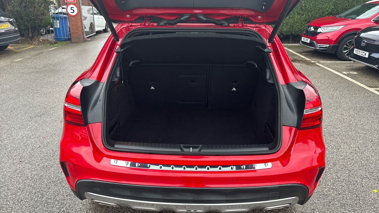 Used Mercedes-Benz GLA 2019 for sale - 76541301: Photo 4