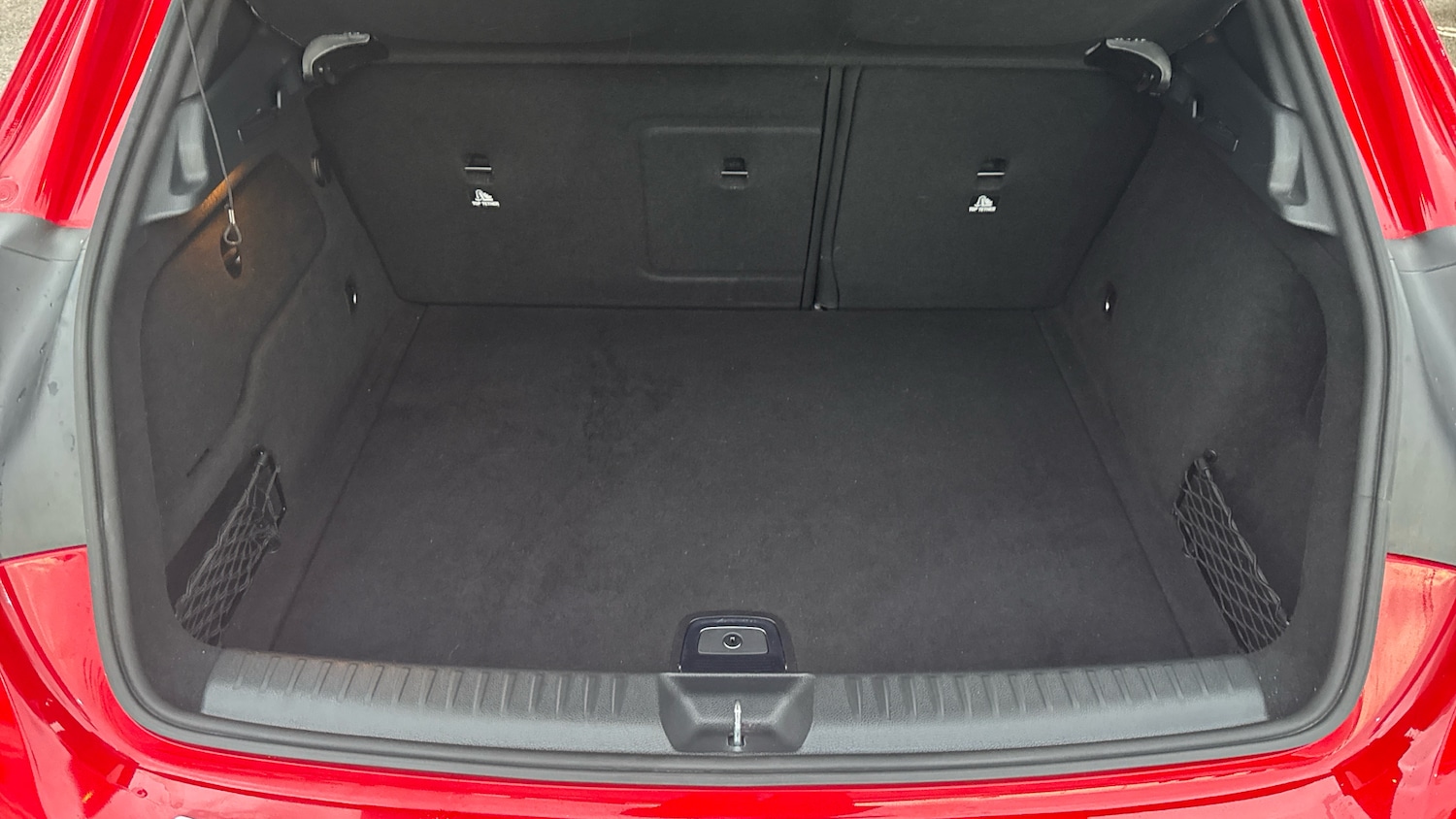 Used Mercedes-Benz GLA 2019 for sale - 76541301: Photo 41