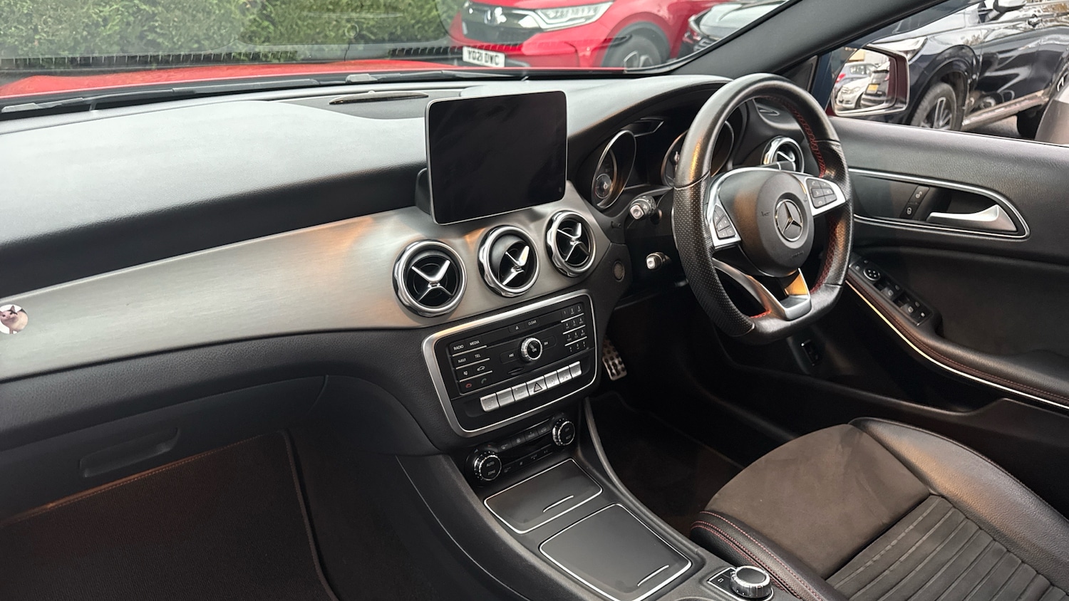 Used Mercedes-Benz GLA 2019 for sale - 76541301: Photo 9