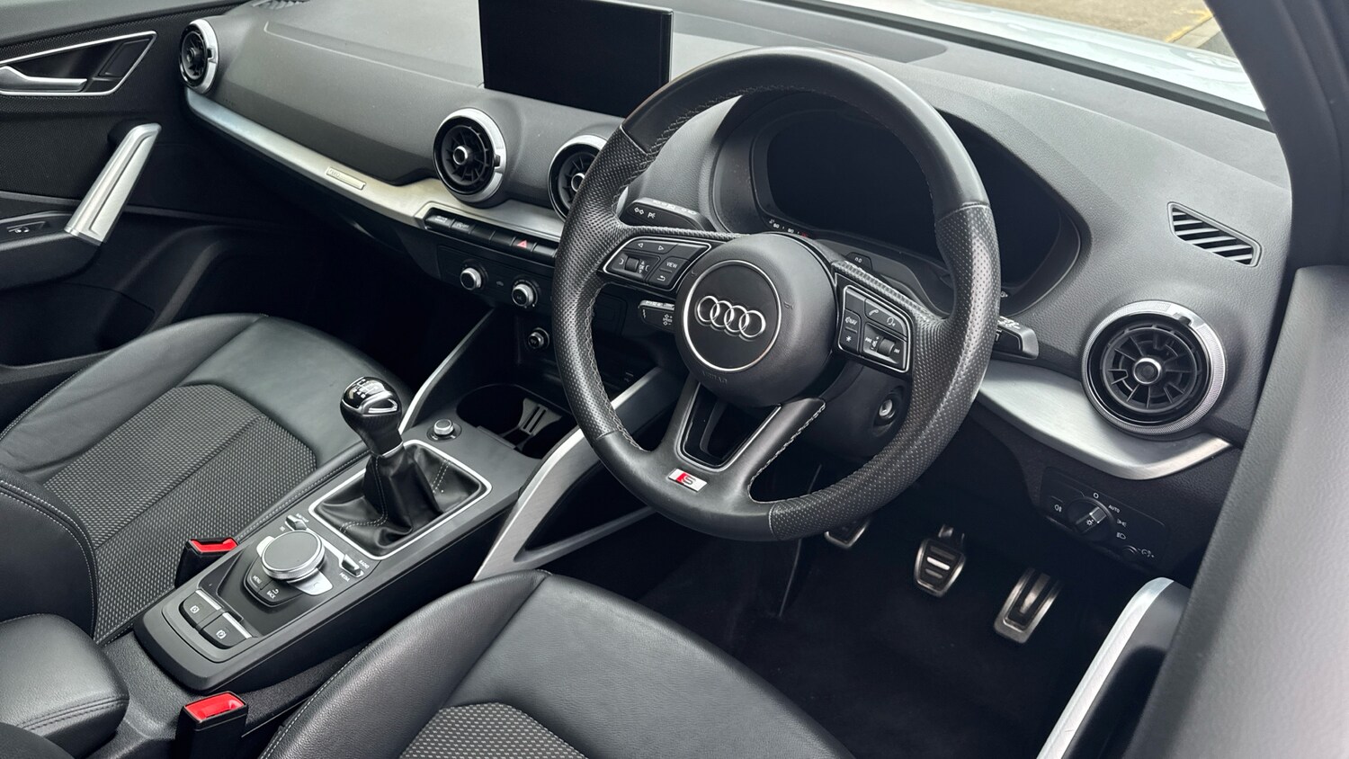 Used Audi Q2 2022 for sale - 77945310: Photo 11