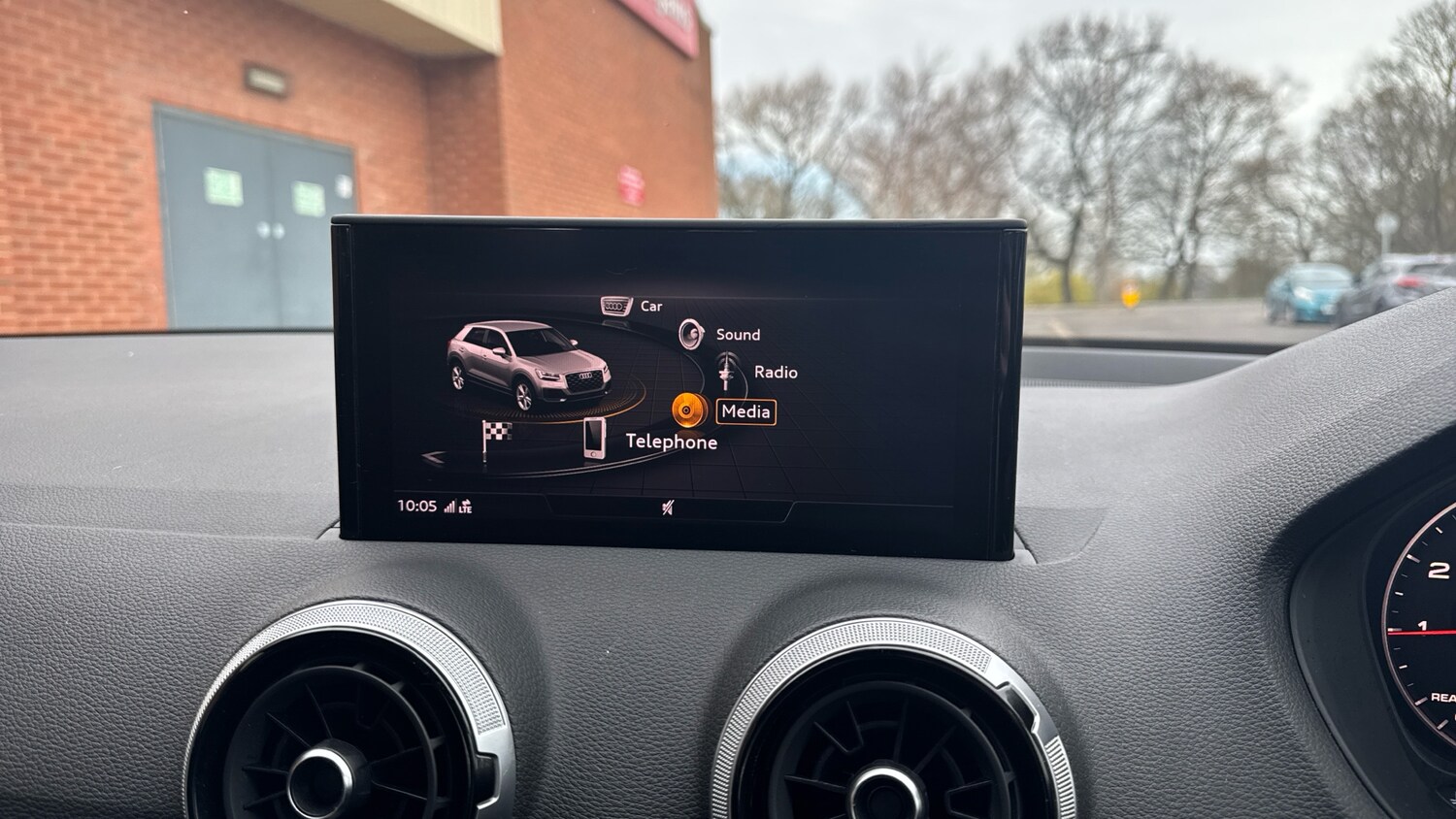 Used Audi Q2 2022 for sale - 77945310: Photo 36